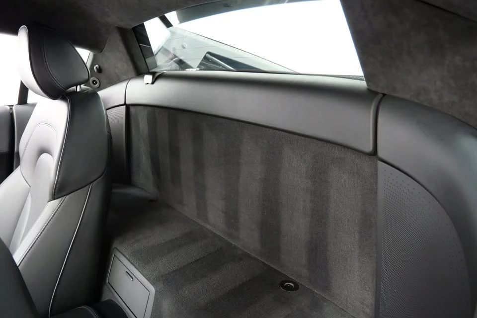 2011 Audi 42 R8 - Image 11 of 14