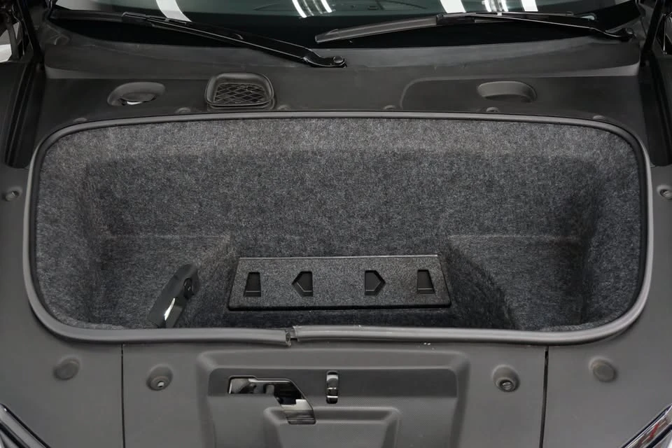 2011 Audi 42 R8 - Image 14 of 14