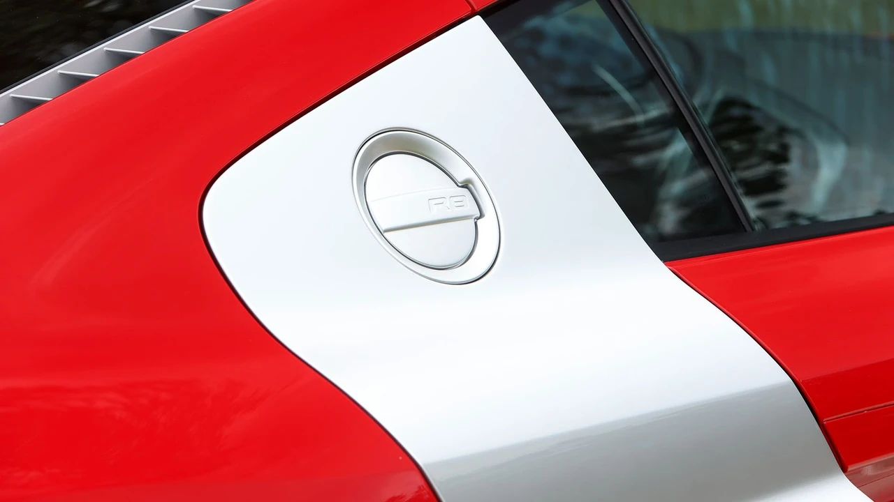 2011 Audi 42 R8 - Image 23 of 31