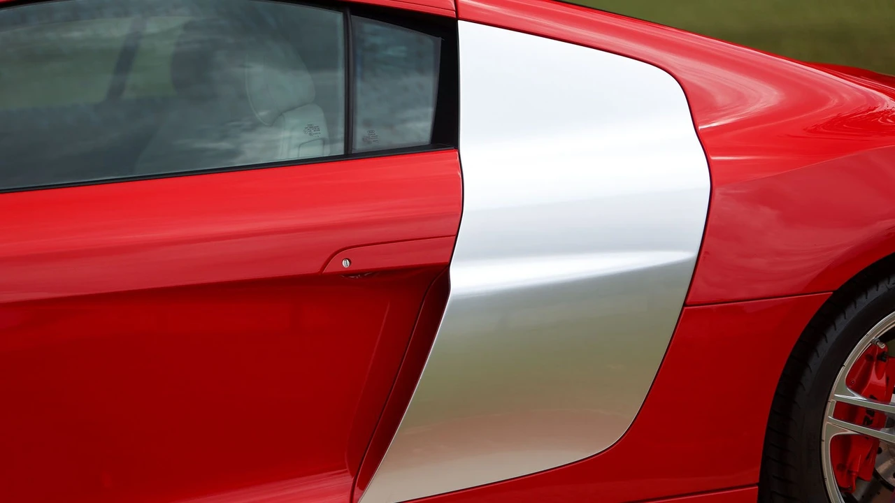 2011 Audi 42 R8 - Image 29 of 31