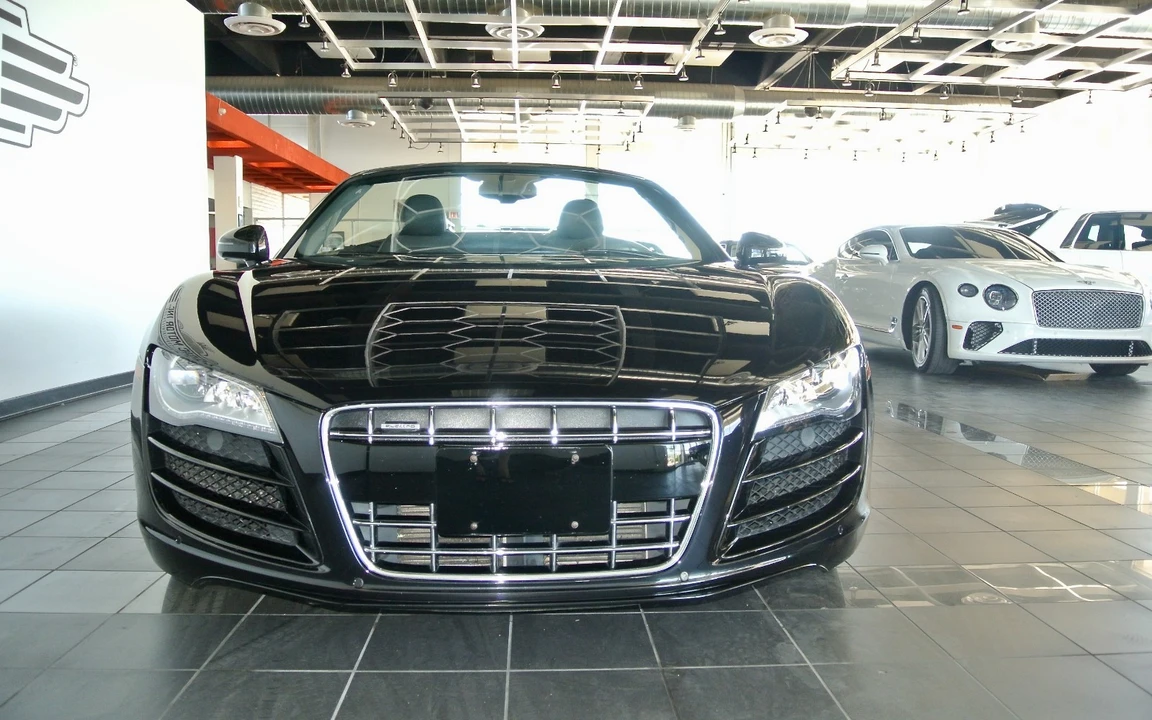 2011 Audi 42 R8 - Image 6 of 14