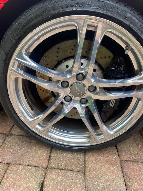 2011 Audi 42 R8 - Image 10 of 12