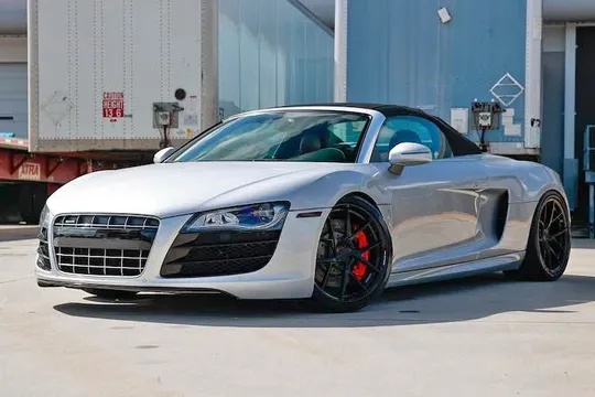 2011 Audi R8 5.2 Quattro Spyder Convertible 2D