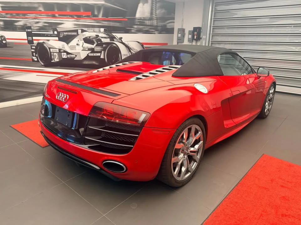 2011 Audi 42 R8 - Image 4 of 8