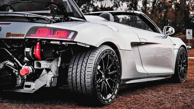 2011 Audi R8 5.2 Quattro Spyder Convertible 2D