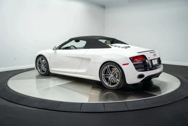 2011 Audi 42 R8 - Image 8 of 21