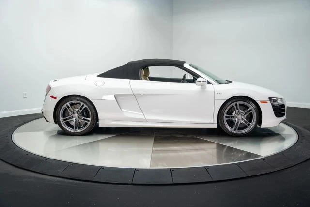 2011 Audi 42 R8 - Image 10 of 21