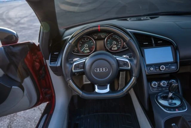 2011 Audi 42 R8 - Image 16 of 21