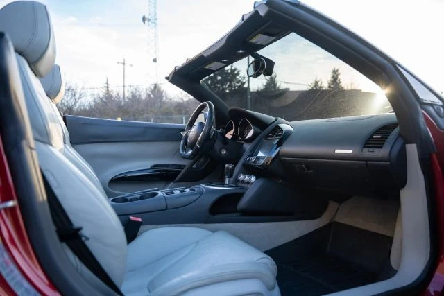 2011 Audi 42 R8 - Image 14 of 21