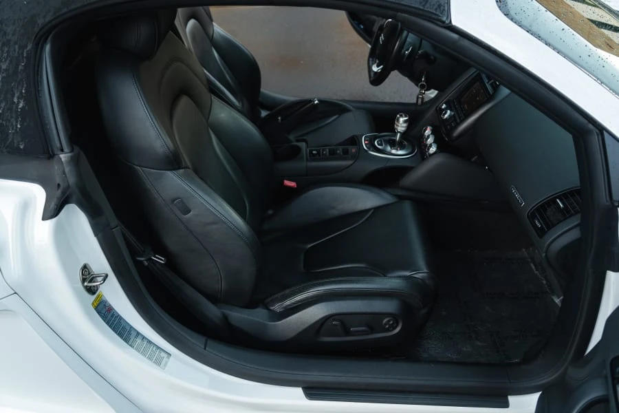 2011 Audi 42 R8 - Image 26 of 31