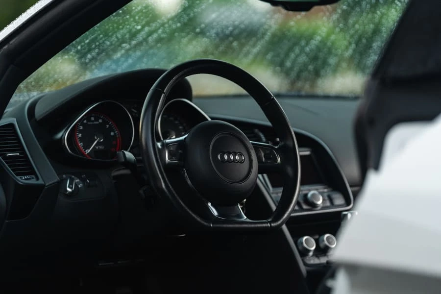 2011 Audi 42 R8 - Image 18 of 31