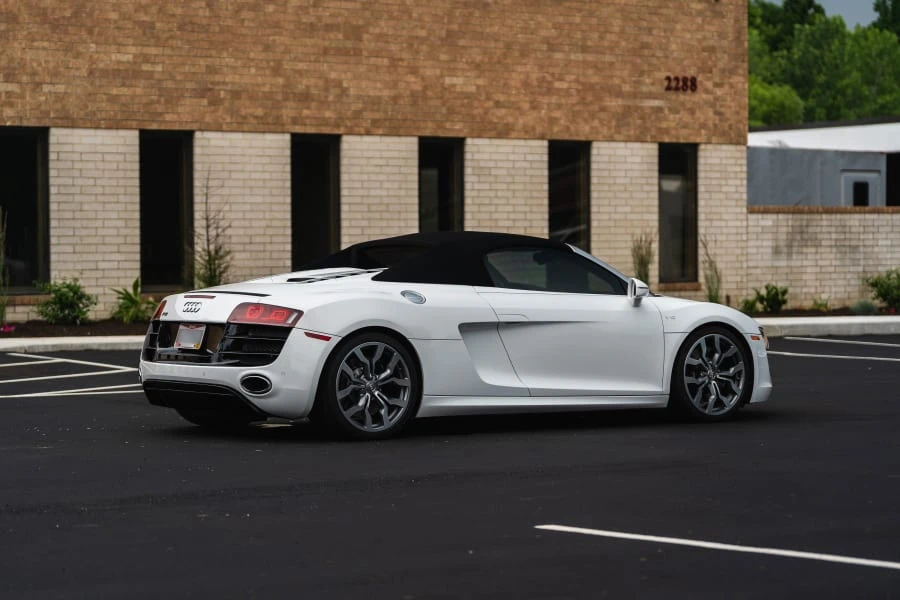 2011 Audi 42 R8 - Image 3 of 31