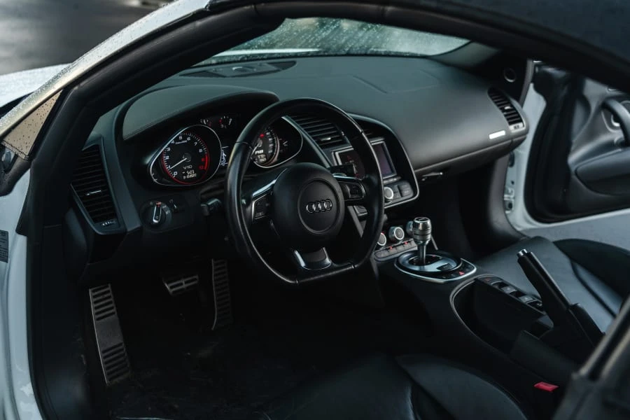 2011 Audi 42 R8 - Image 25 of 31