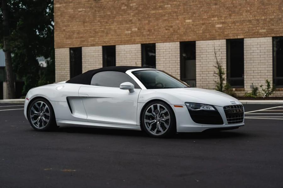 2011 Audi 42 R8 - Image 6 of 31