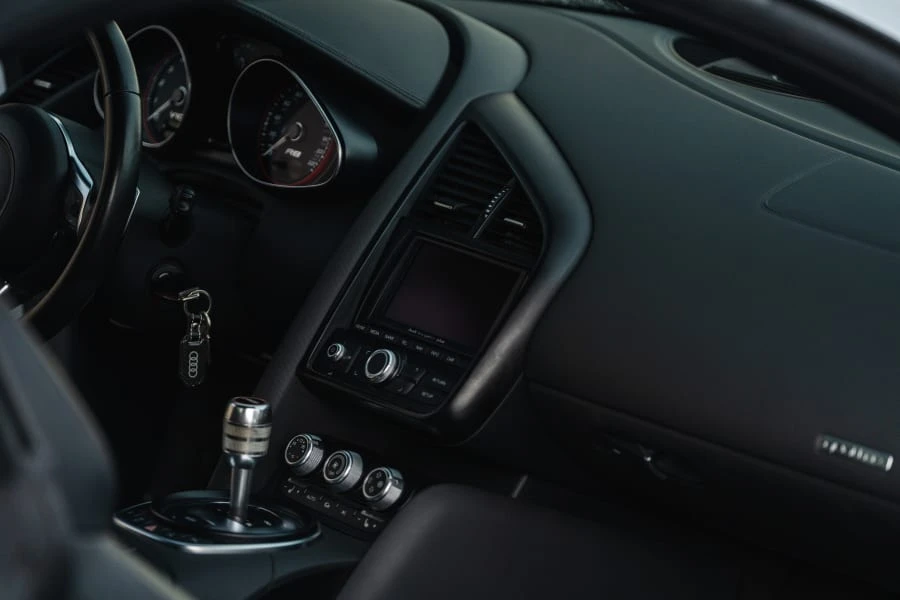 2011 Audi 42 R8 - Image 23 of 31