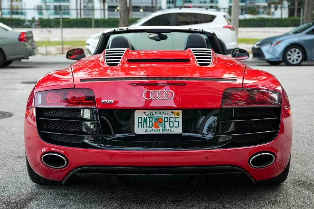 2011 Audi 42 R8 - Image 7 of 12