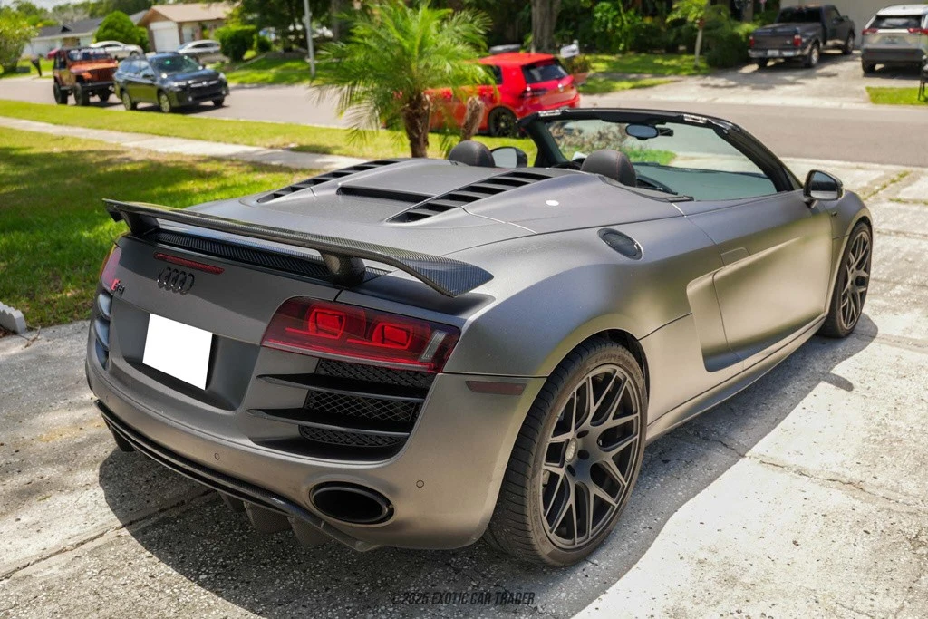 2011 Audi 42 R8 - Image 8 of 12