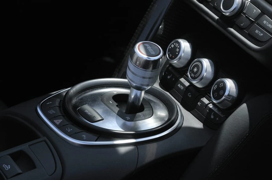2011 Audi 42 R8 - Image 6 of 10
