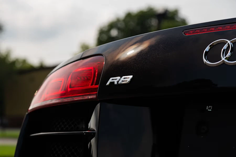 2011 Audi 42 R8 - Image 8 of 31
