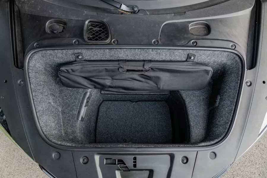 2011 Audi 42 R8 - Image 31 of 31