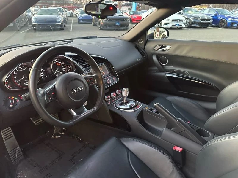 2011 Audi 42 R8 - Image 2 of 12