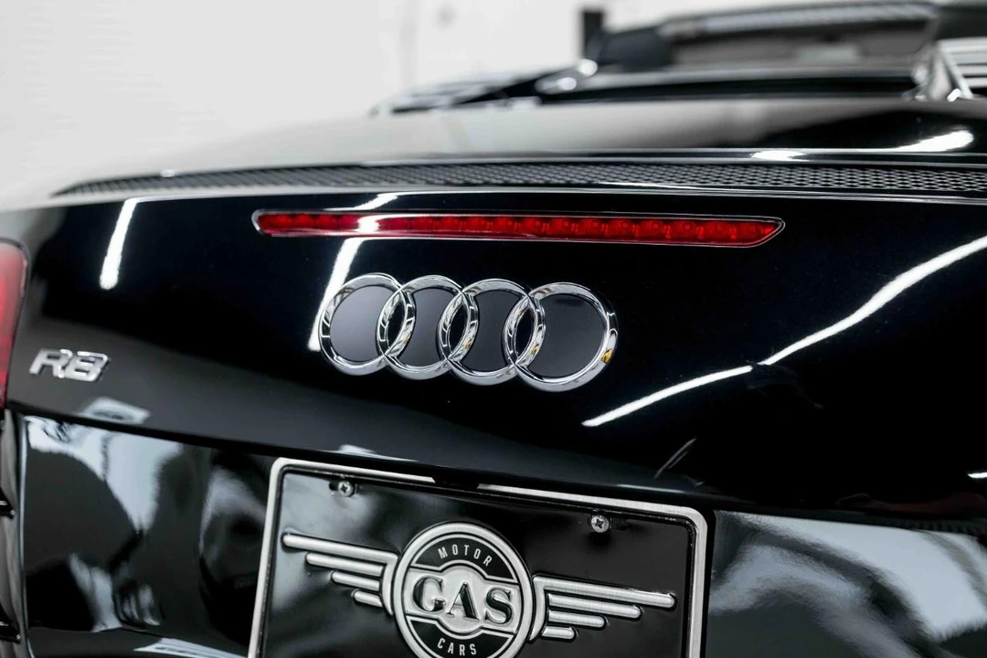 2011 Audi 42 R8 - Image 15 of 31