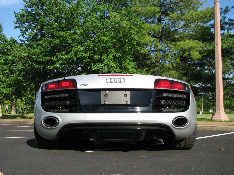 2011 Audi 42 R8 - Image 5 of 18