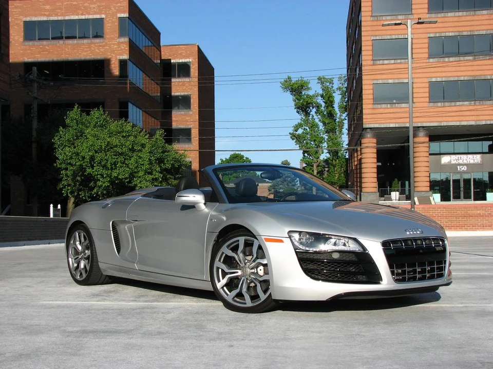 2011 Audi 42 R8 - Image 18 of 18