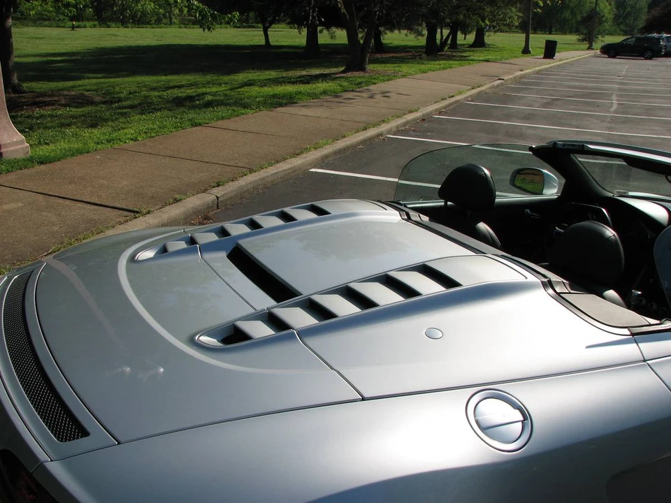 2011 Audi 42 R8 - Image 8 of 18