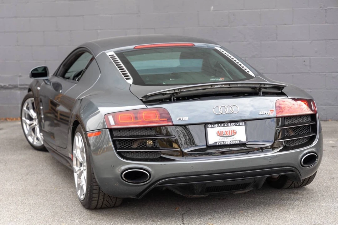 2011 Audi 42 R8 - Image 16 of 16