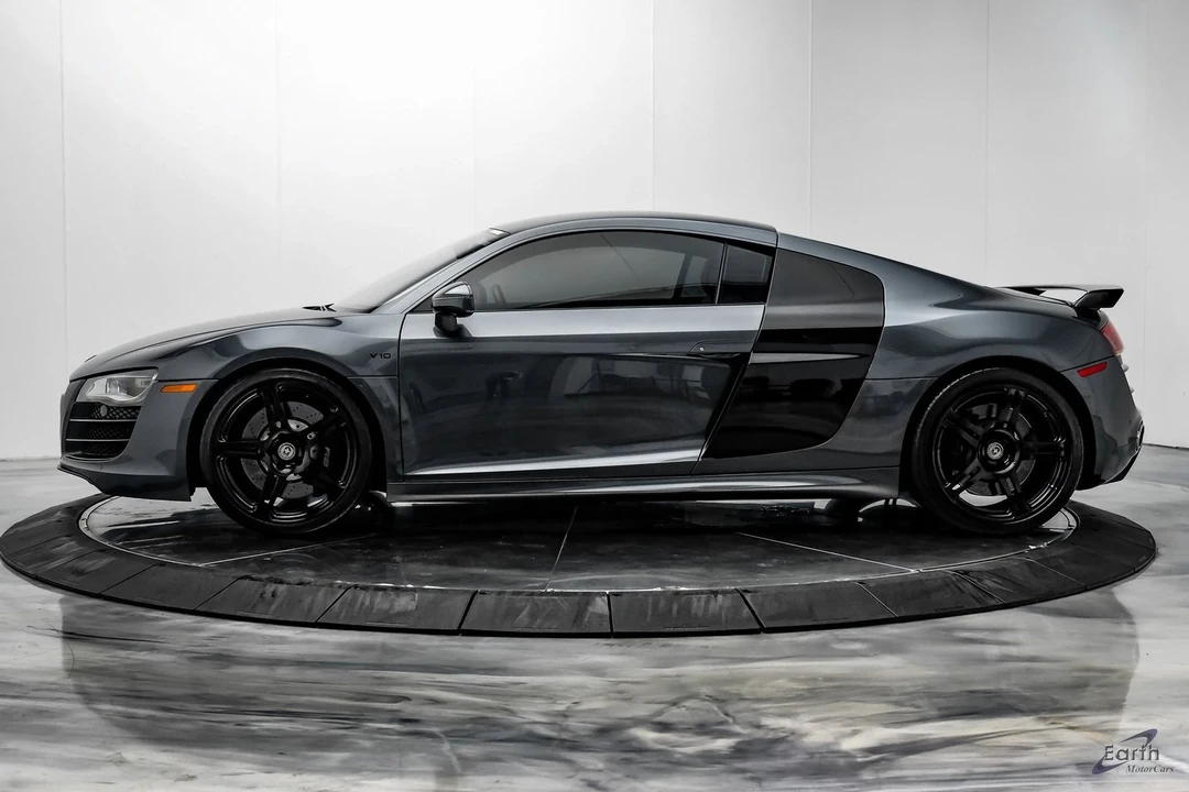 2011 Audi 42 R8 - Image 5 of 12