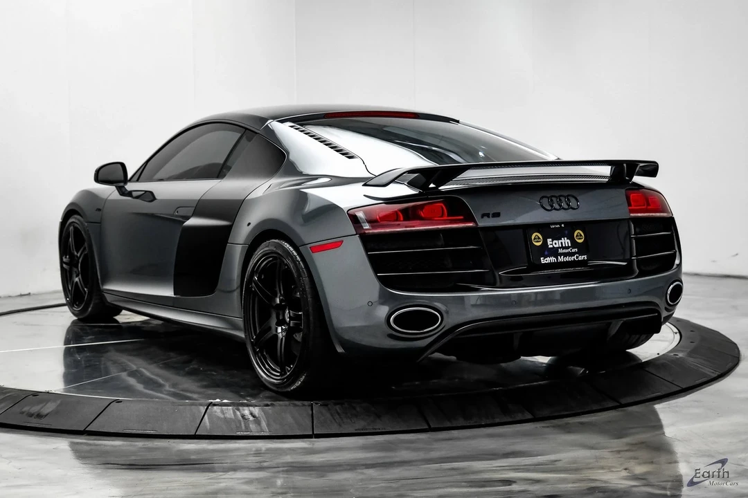 2011 Audi 42 R8 - Image 8 of 12