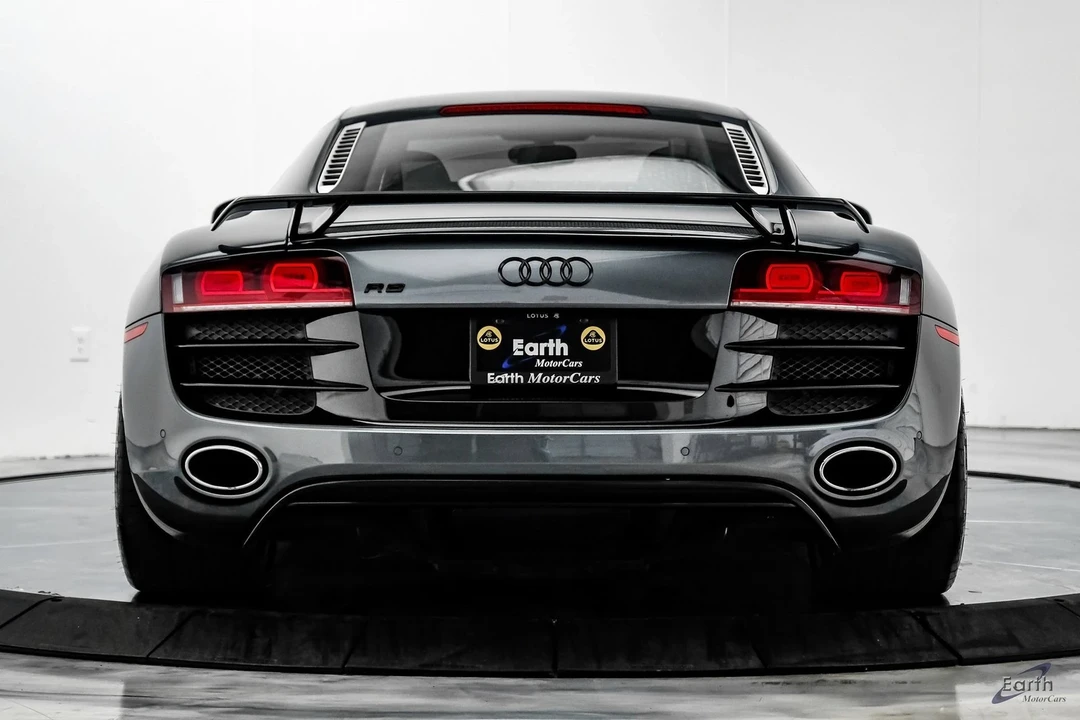 2011 Audi 42 R8 - Image 10 of 12