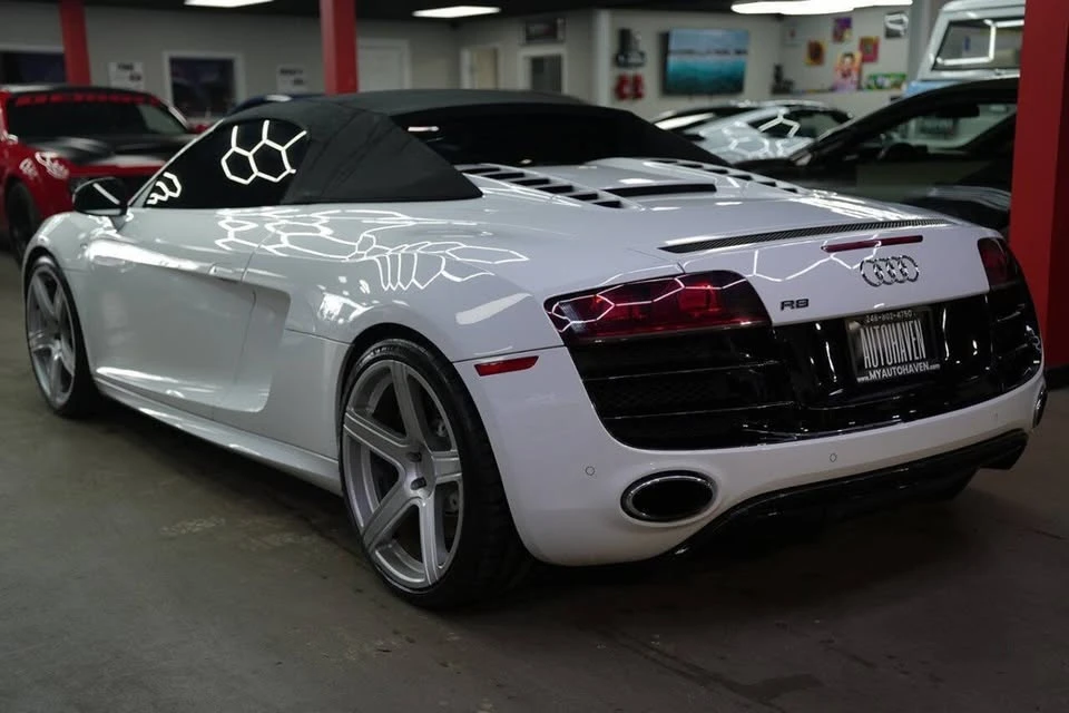 2011 Audi 42 R8 - Image 4 of 20