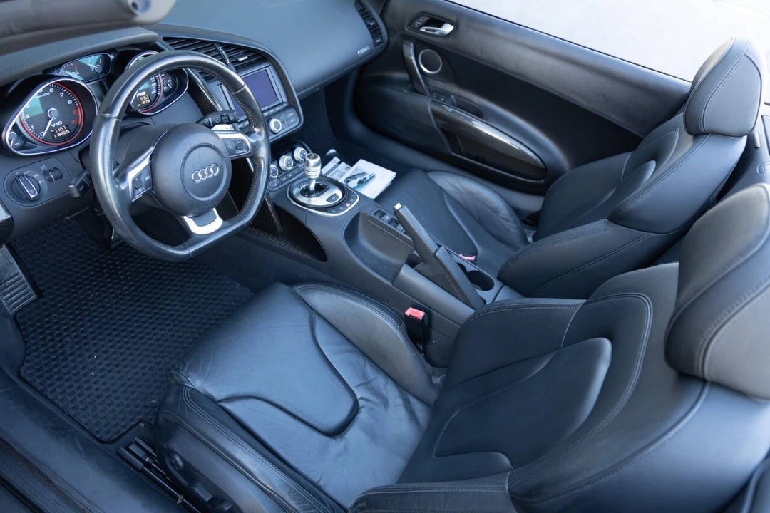 2011 Audi 42 R8 - Image 14 of 21