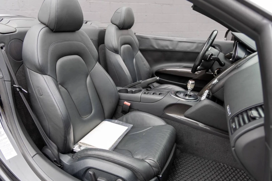 2011 Audi 42 R8 - Image 8 of 20