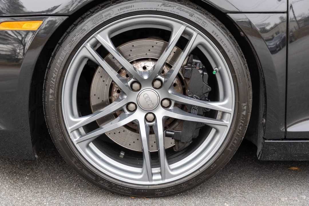 2011 Audi 42 R8 - Image 12 of 20