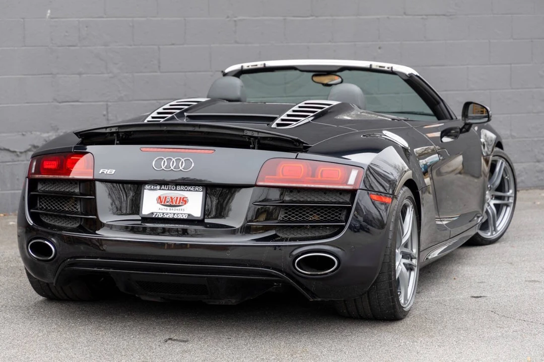 2011 Audi 42 R8 - Image 3 of 19