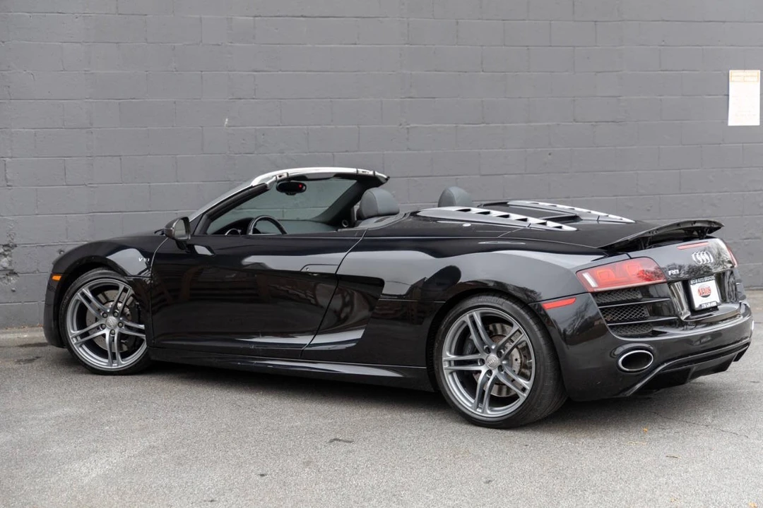 2011 Audi 42 R8 - Image 19 of 20