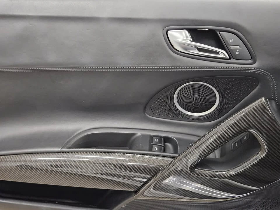 2011 Audi 42 R8 - Image 7 of 20