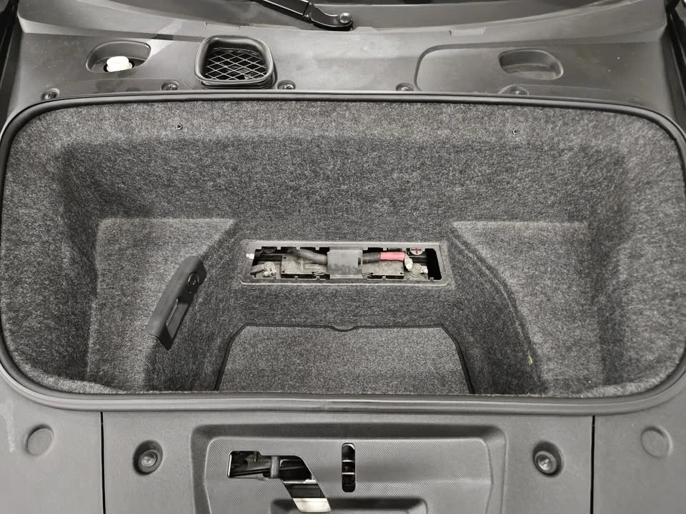 2011 Audi 42 R8 - Image 17 of 20