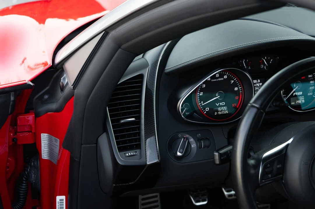 2011 Audi 42 R8 - Image 20 of 21