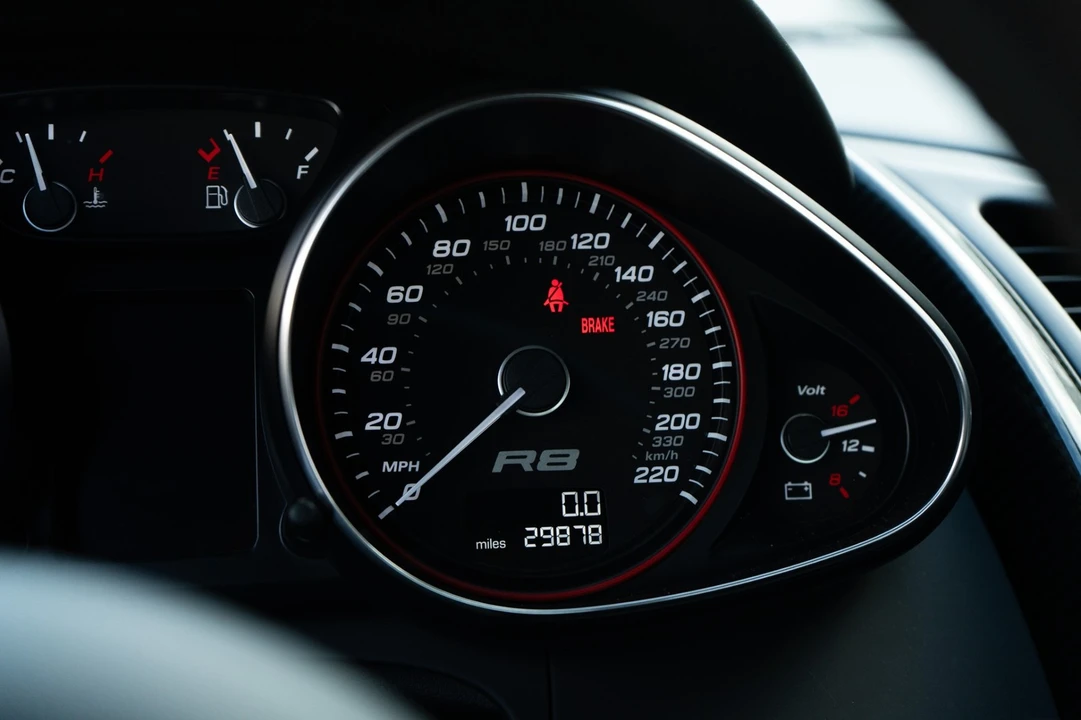 2011 Audi 42 R8 - Image 12 of 21