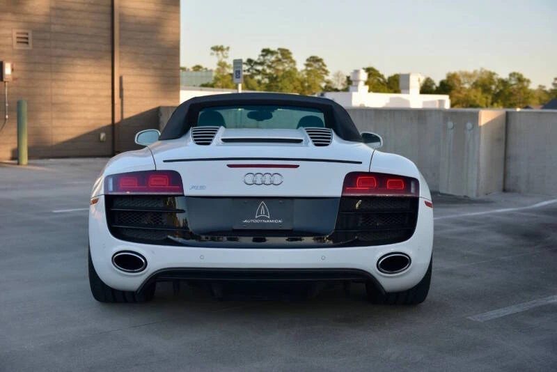 2011 Audi 42 R8 - Image 14 of 31
