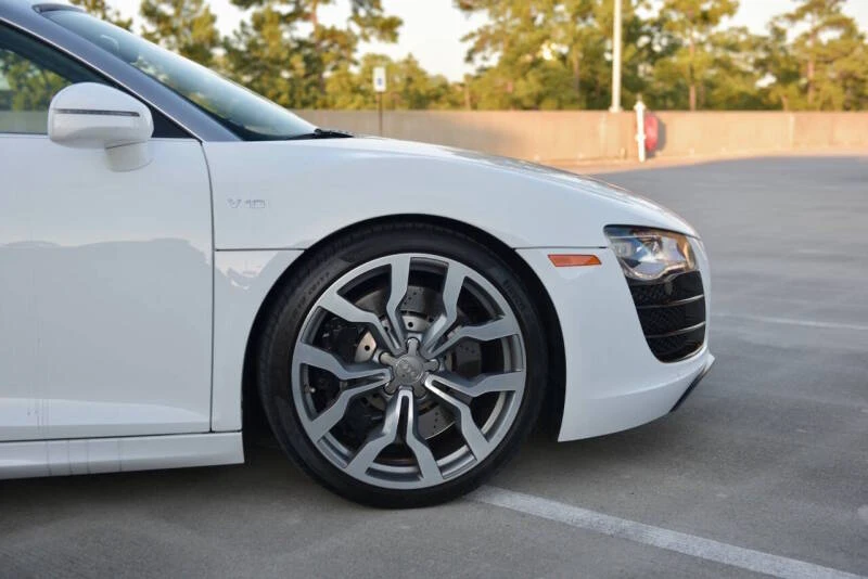 2011 Audi 42 R8 - Image 18 of 31