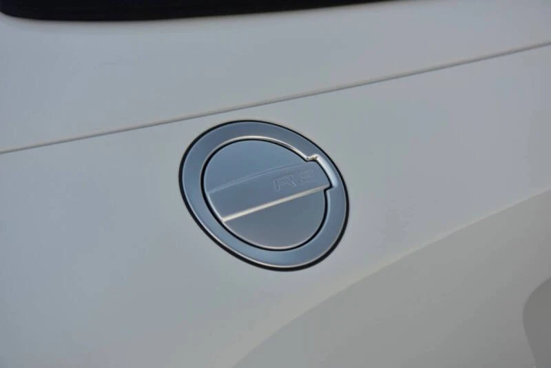 2011 Audi 42 R8 - Image 19 of 31