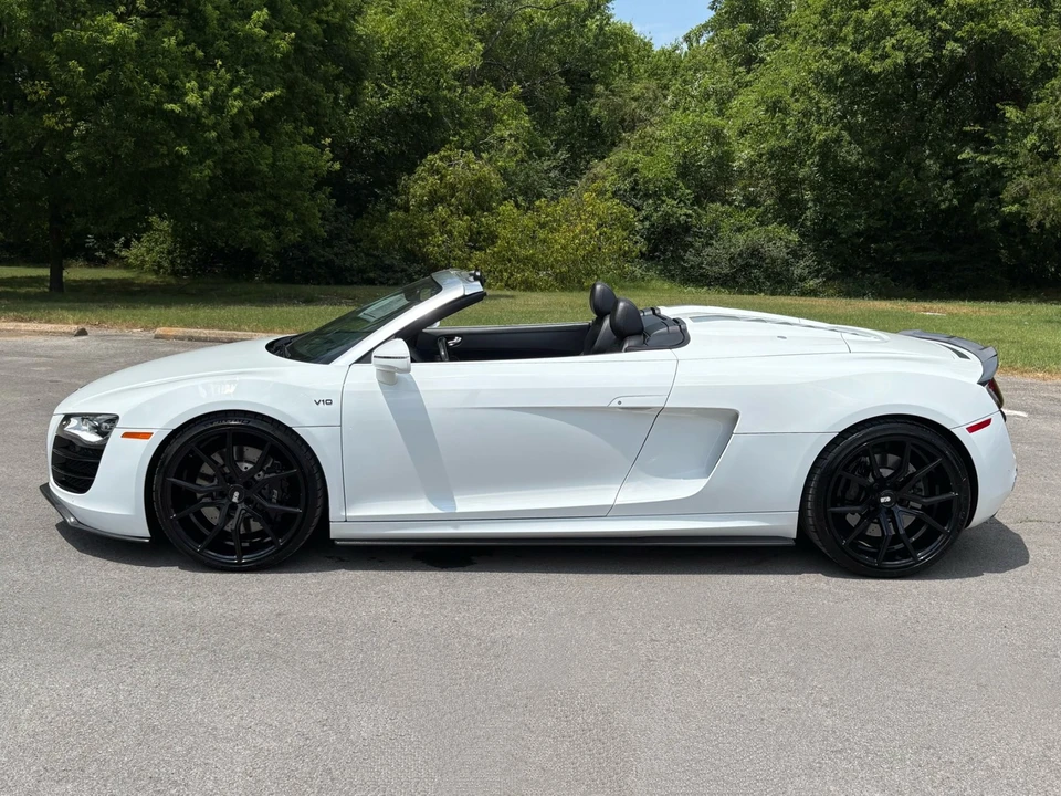 2011 Audi 42 R8 - Image 8 of 31