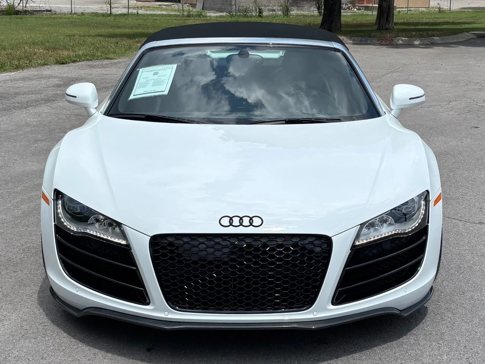 2011 Audi 42 R8 - Image 13 of 31