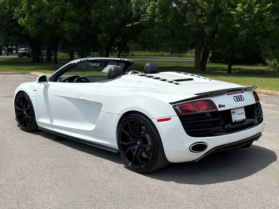 2011 Audi 42 R8 - Image 4 of 31