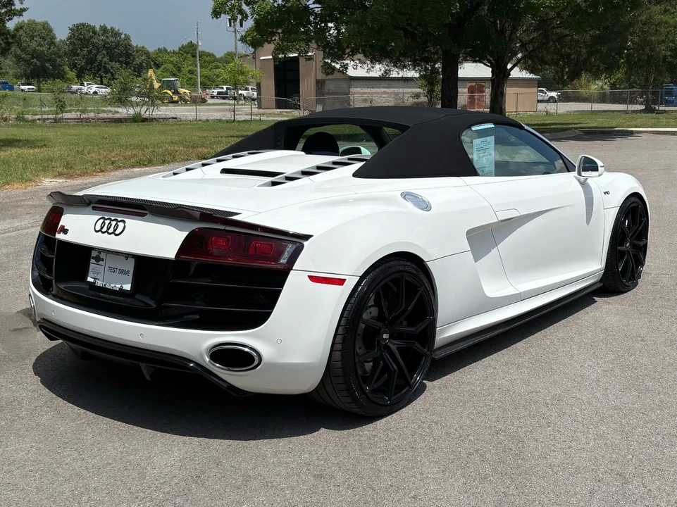 2011 Audi 42 R8 - Image 10 of 31